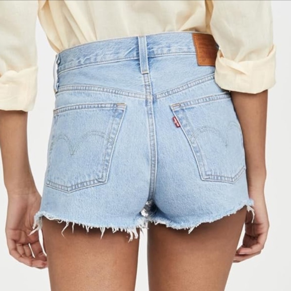 EUC Levi's Women's 501 Shorts